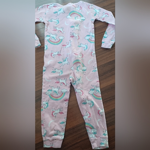 Carters Onesy - Picture 2 of 4